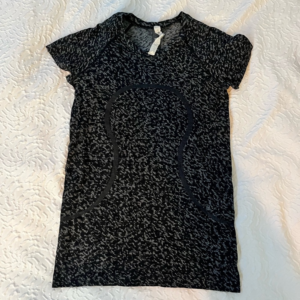 Lululemon Swiftly Tech - Picture 2 of 3